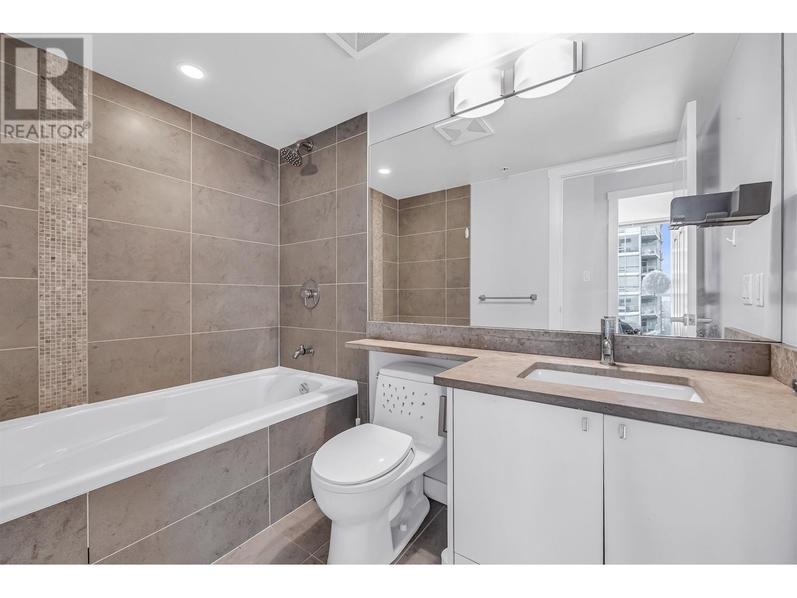 2906 2978 Glen Drive, Coquitlam, British Columbia  V3B 0C3 - Photo 27 - R2982018