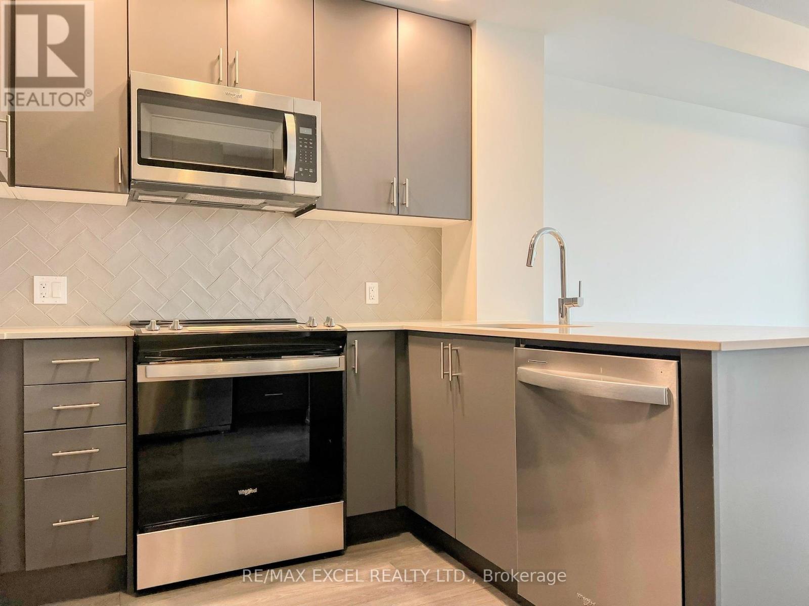 420 - 3220 William Coltson Avenue, Oakville, Ontario  L6H 7C2 - Photo 12 - W12050099