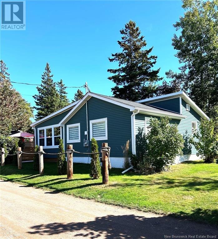 Property at 44 Bay Drive image 1