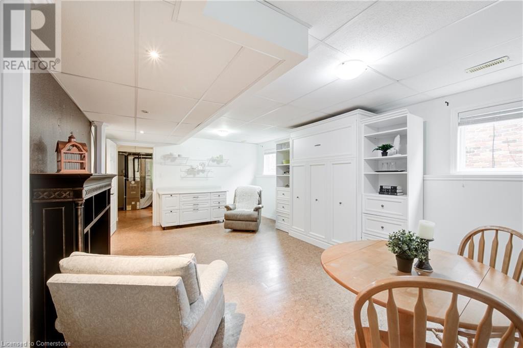 Photo 28 of 42 for 4 Hickory Lane