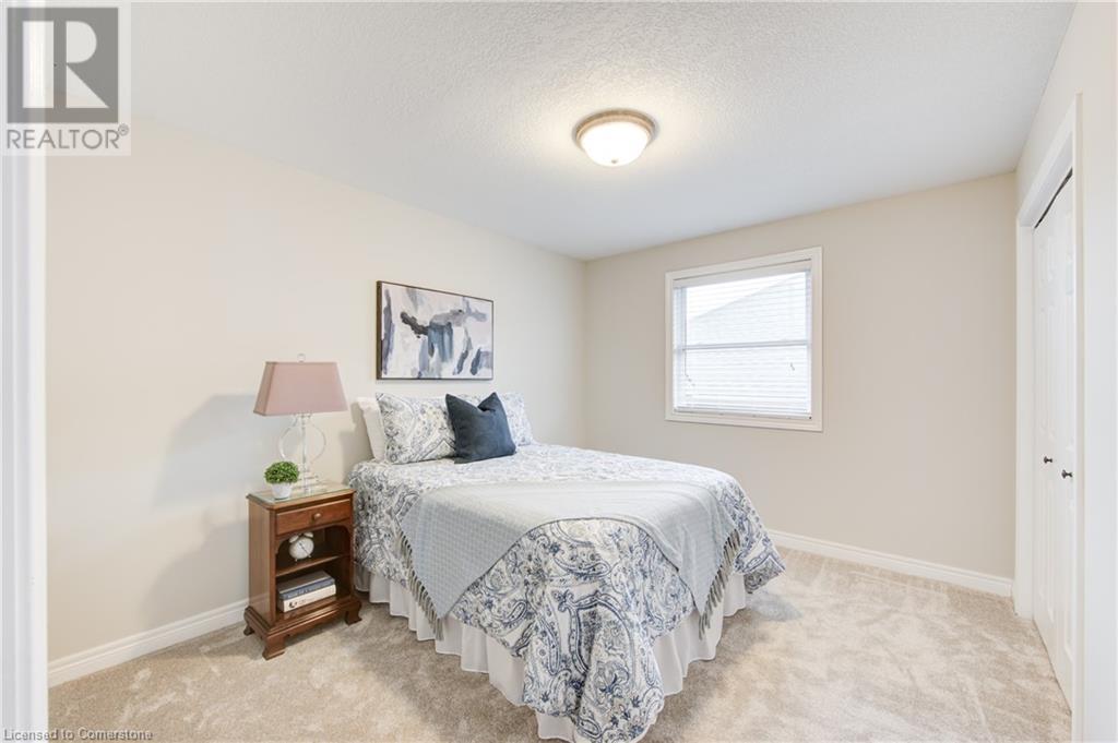 Photo 7 of 42 for 4 Hickory Lane