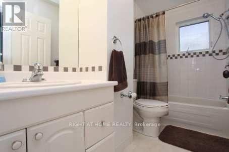 280 Kenilworth Avenue, Toronto, Ontario  M4L 3S8 - Photo 6 - E9781913