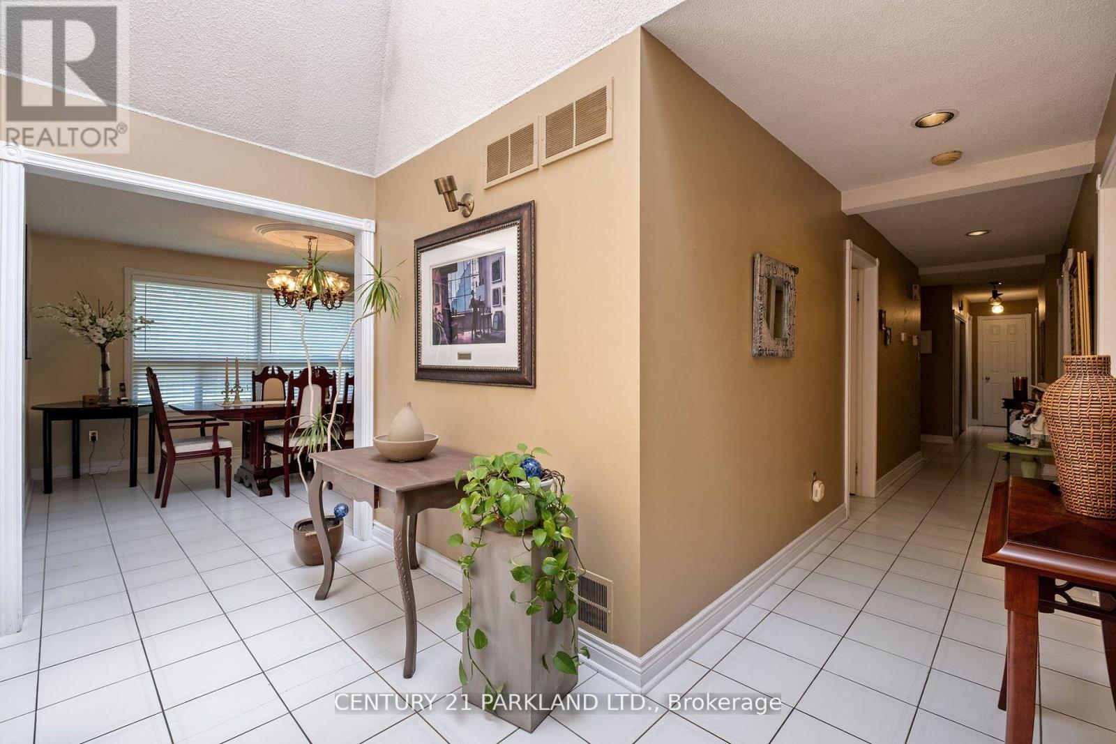 14420 Jane Street, King, Ontario  L7B 1A3 - Photo 10 - N12050128