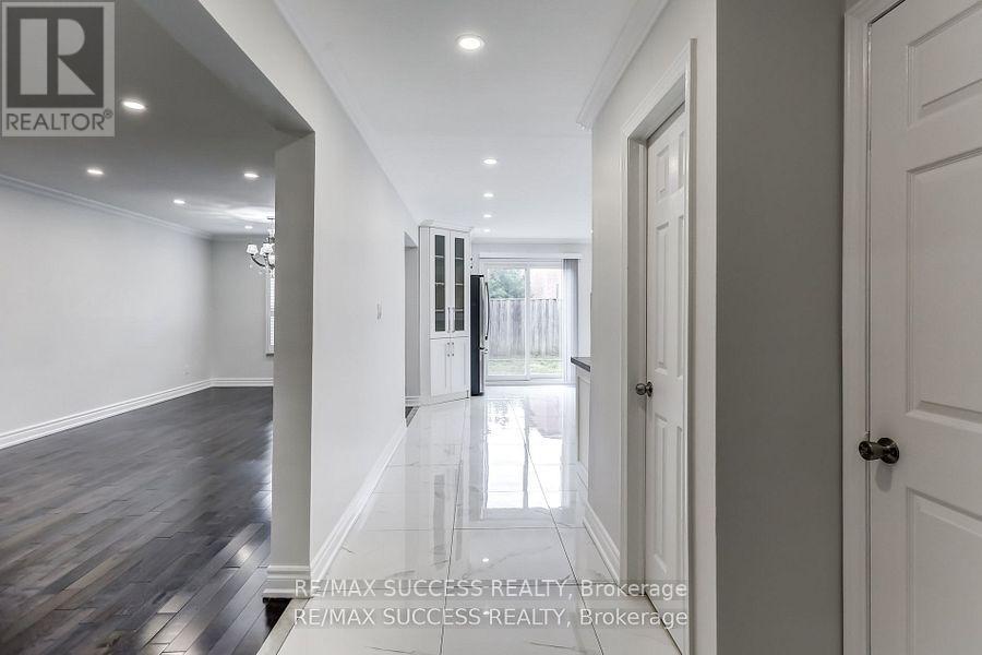 Property at 60 GAYLA STREET image 3