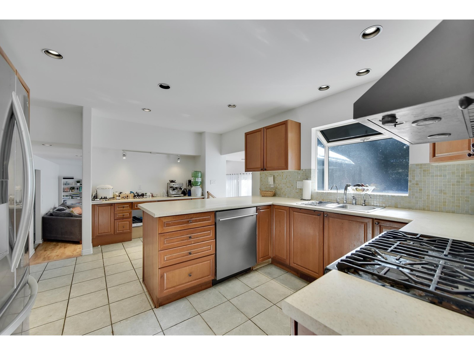 20232 3 Avenue, Langley, British Columbia  V2Z 1V8 - Photo 5 - R2971094