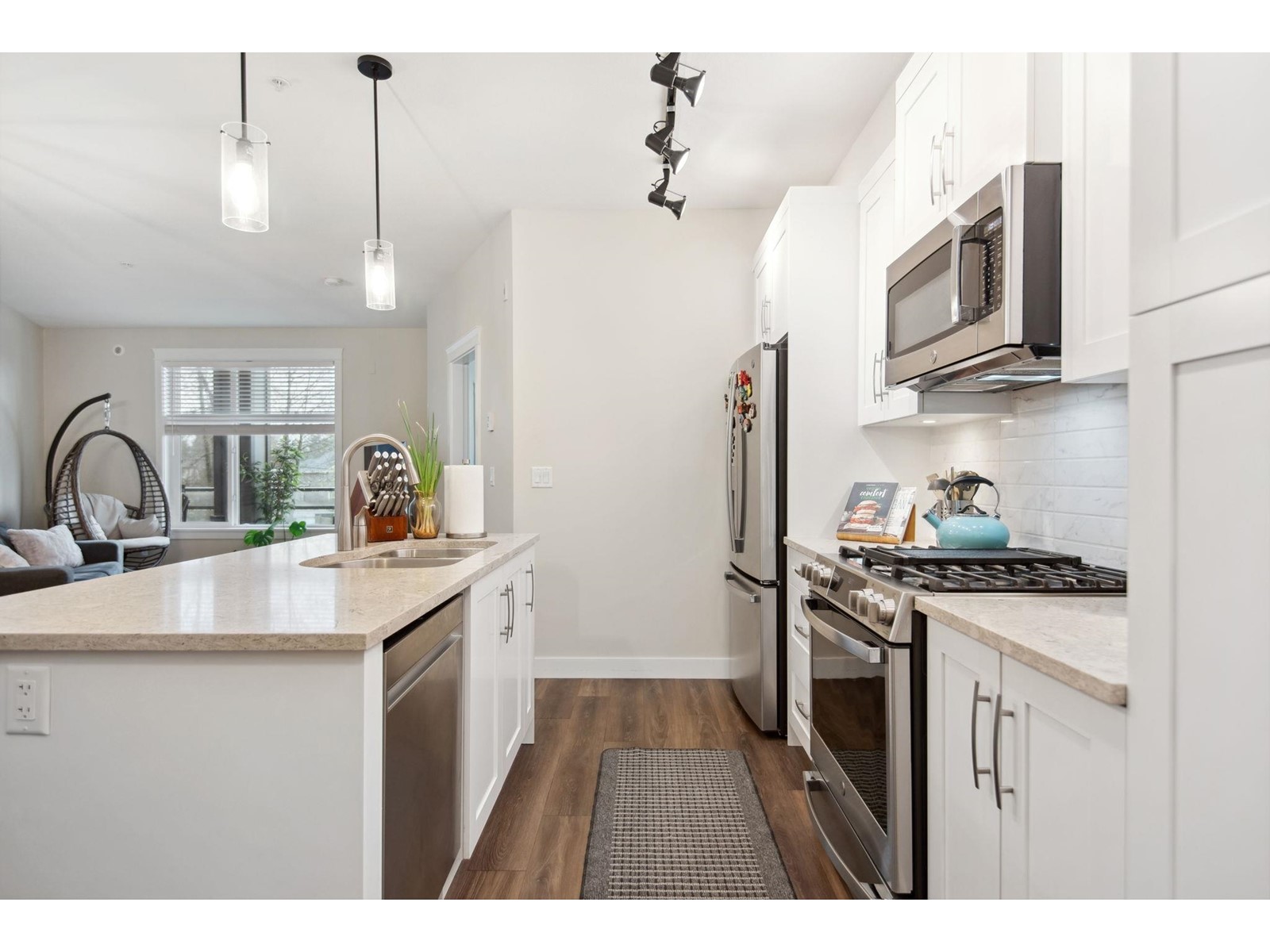 313 11077 Ravine Road, Surrey, British Columbia  V3T 0R7 - Photo 4 - R2982361