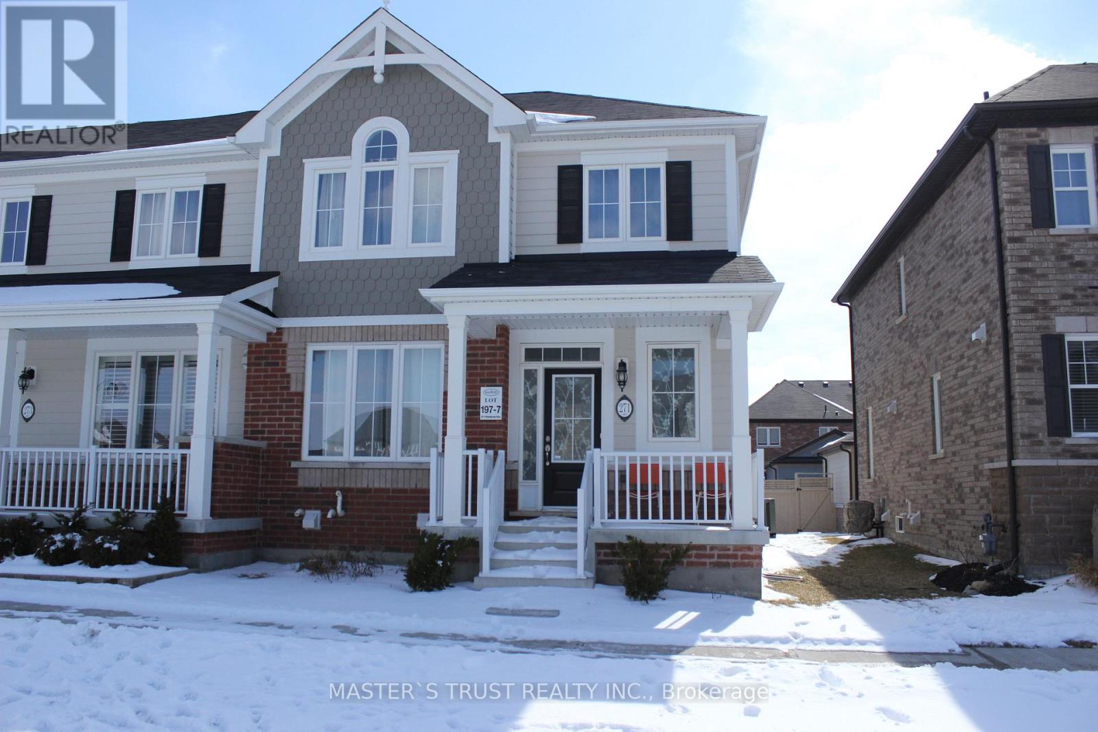 Property at 271 RIVERLANDS AVENUE image 1