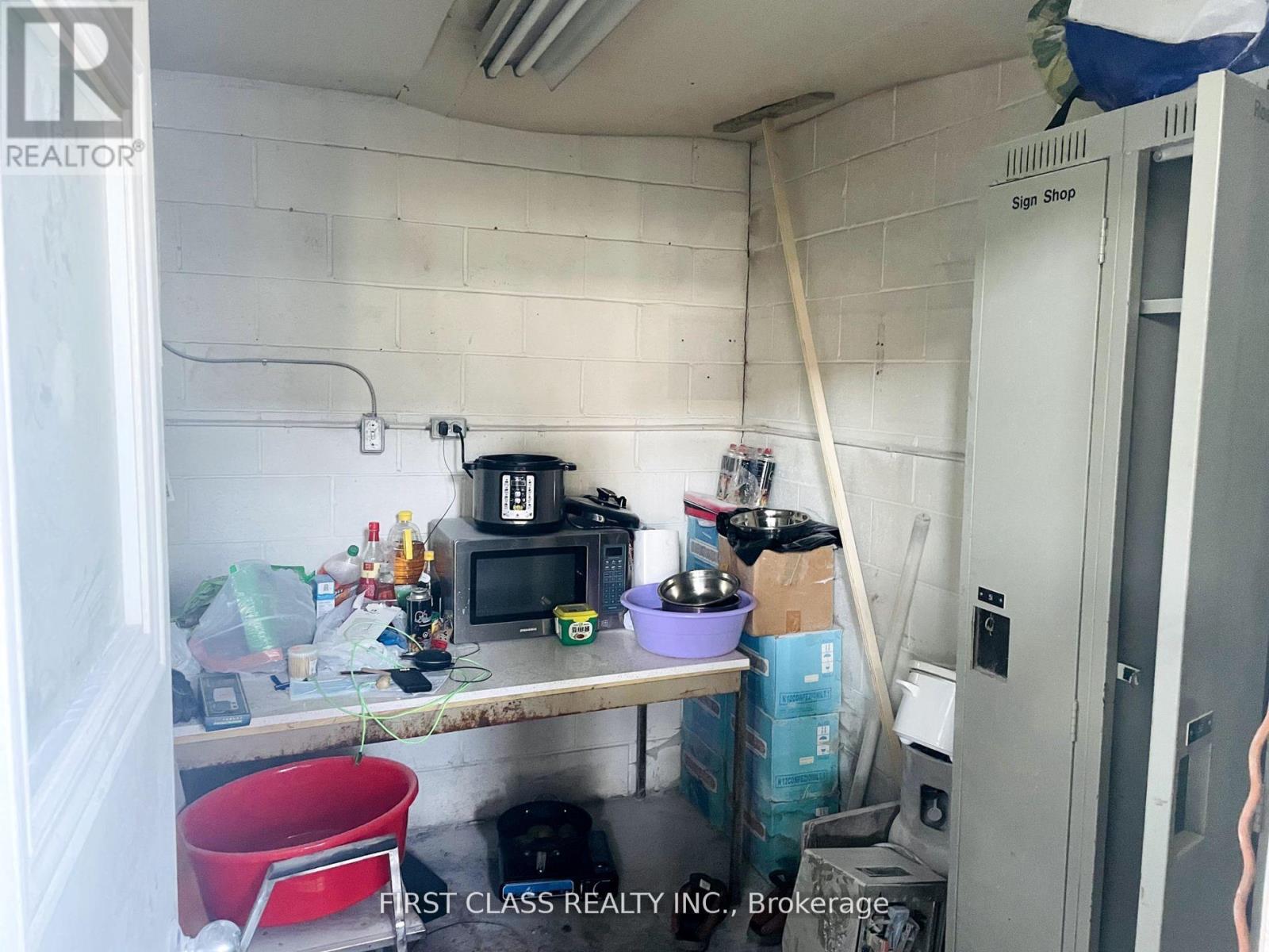 1 - 67 Ward Road, Brampton (Gore Industrial North), Ontario  L6S 6A4 - Photo 18 - W12050148