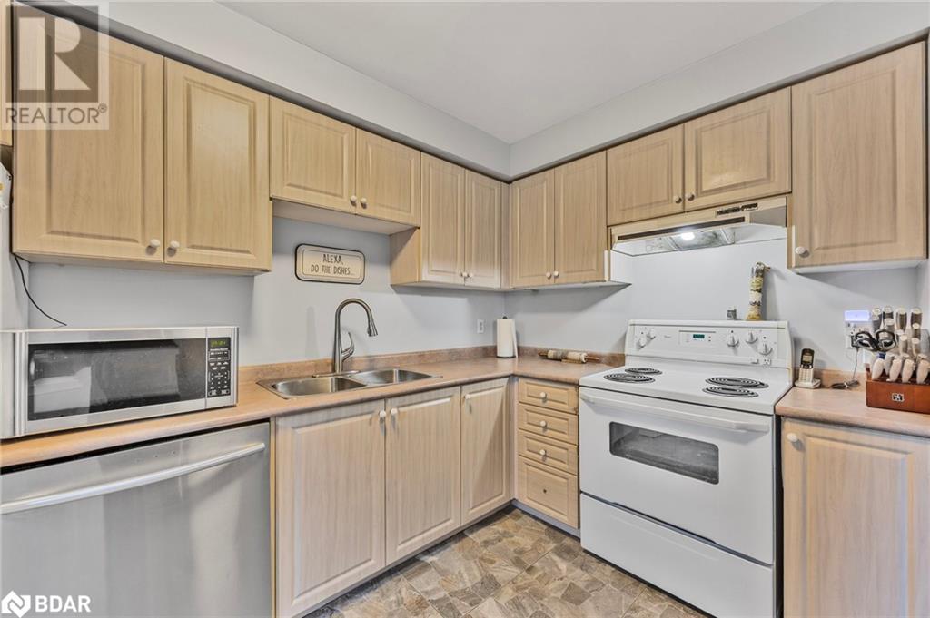 54 Gadwall Avenue, Barrie, Ontario  L4N 8X5 - Photo 10 - 40707567