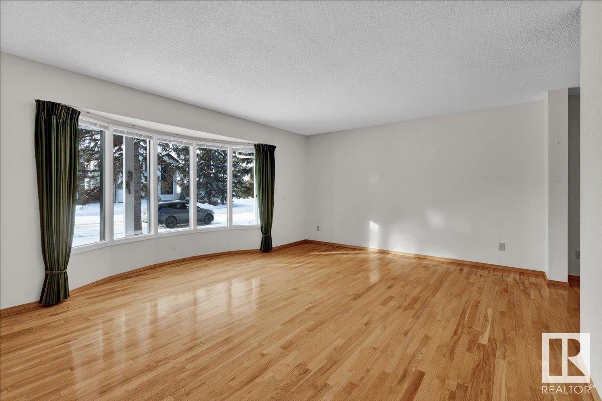 Property at 5219 125 ST NW image 3