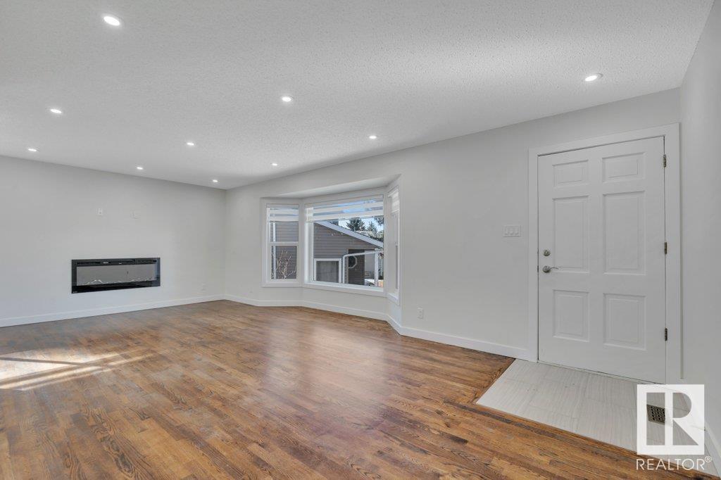 Property at 4803 20A AV NW NW image 2