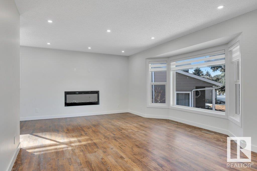 Property at 4803 20A AV NW NW image 3