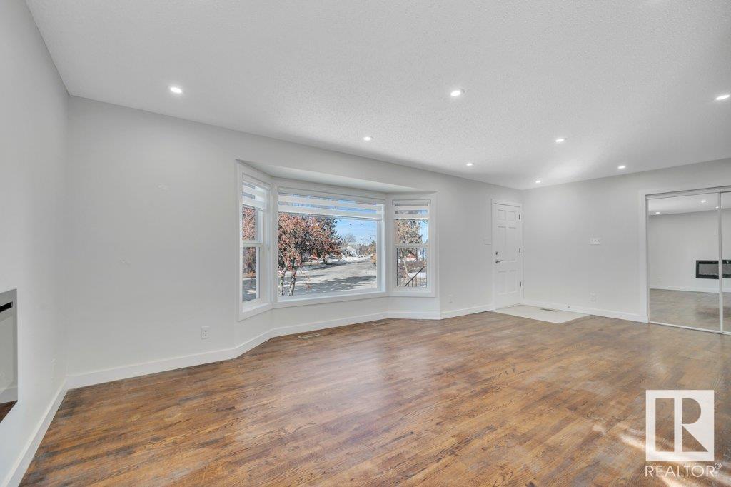 Property at 4803 20A AV NW NW image 4