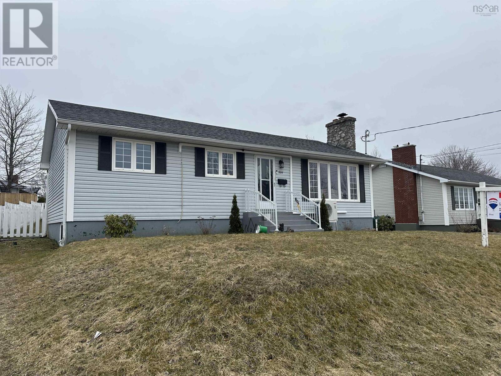 924 Upper Prince Street, sydney, Nova Scotia