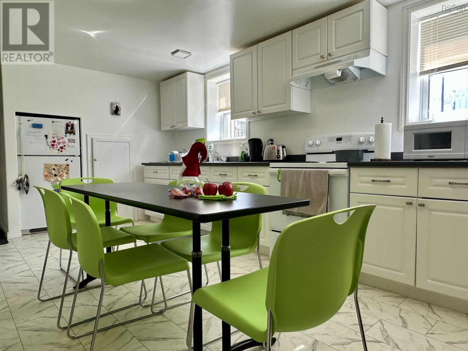 924 Upper Prince Street, Sydney, Nova Scotia  B1P 5P2 - Photo 33 - 202506192