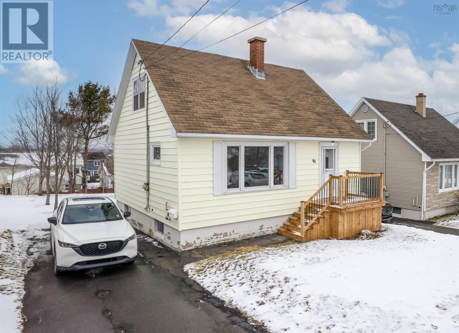 43 Harold Street, Sydney, Nova Scotia  B1P 3L8 - Photo 4 - 202506191