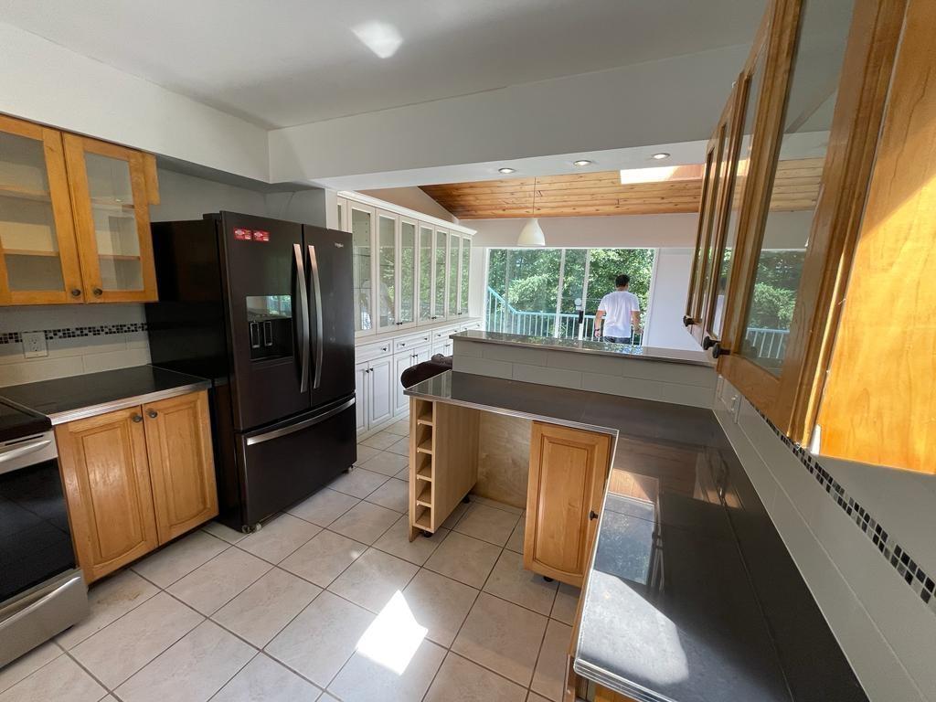 Property at 13833 114 AVENUE image 3