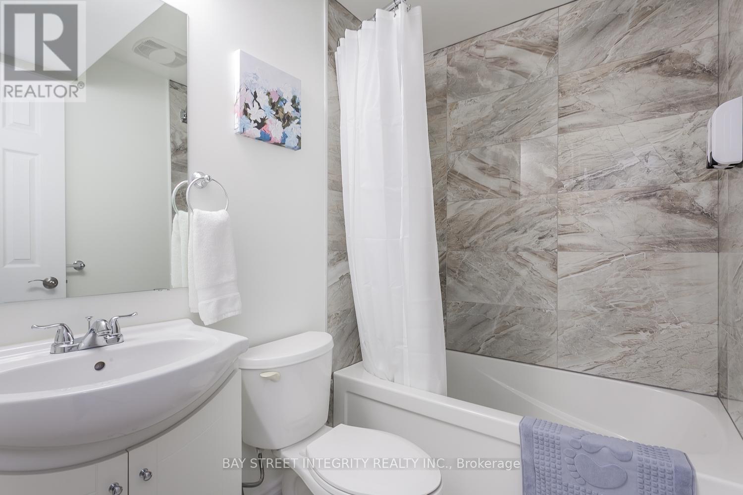 77 Homewood Avenue, Toronto (Cabbagetown-South St. James Town), Ontario  M4Y 2K1 - Photo 9 - C12050175