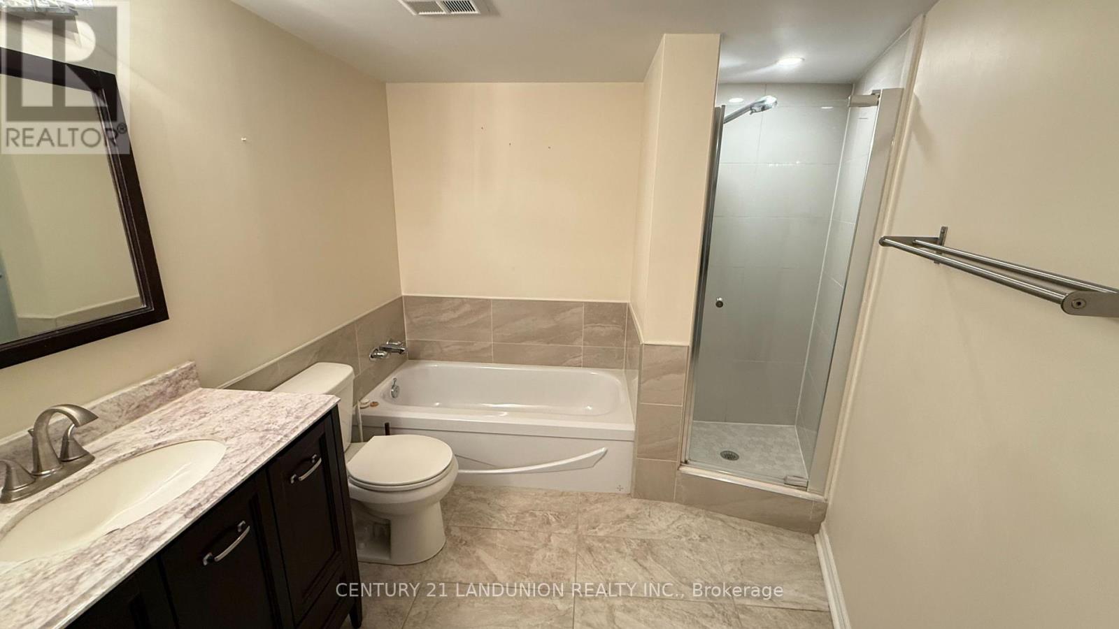 406 - 25 The Esplanade, Toronto (Waterfront Communities), Ontario  M5E 1W5 - Photo 6 - C12050185