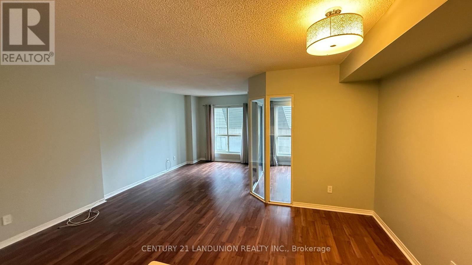 406 - 25 The Esplanade, Toronto (Waterfront Communities), Ontario  M5E 1W5 - Photo 9 - C12050185