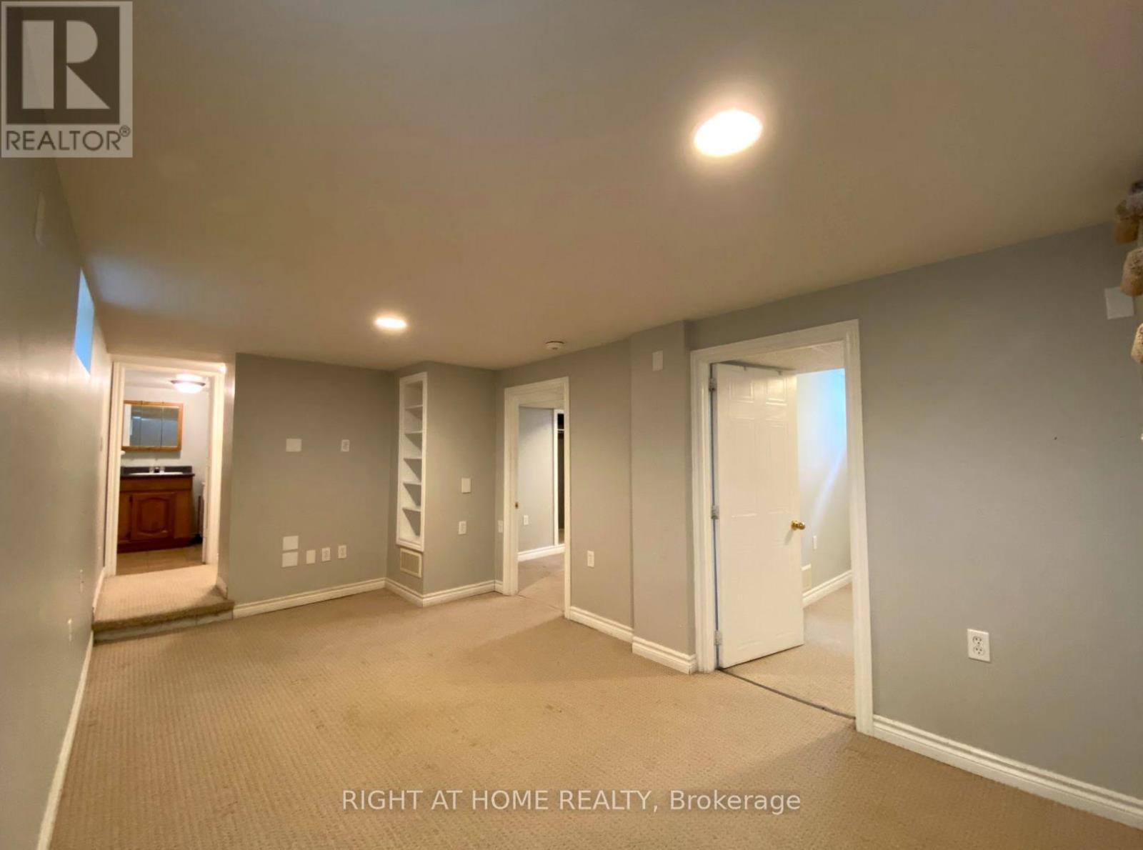 12 Mcdonald Avenue, London North, Ontario  N6G 1B1 - Photo 8 - X12050184