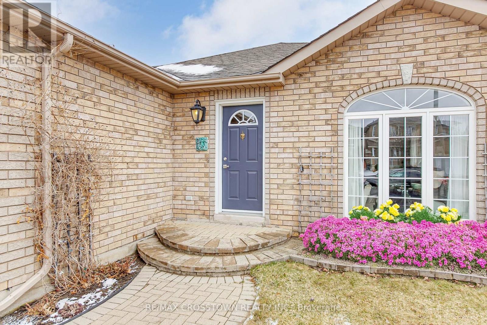Property at 72 STANLEY STREET image 2