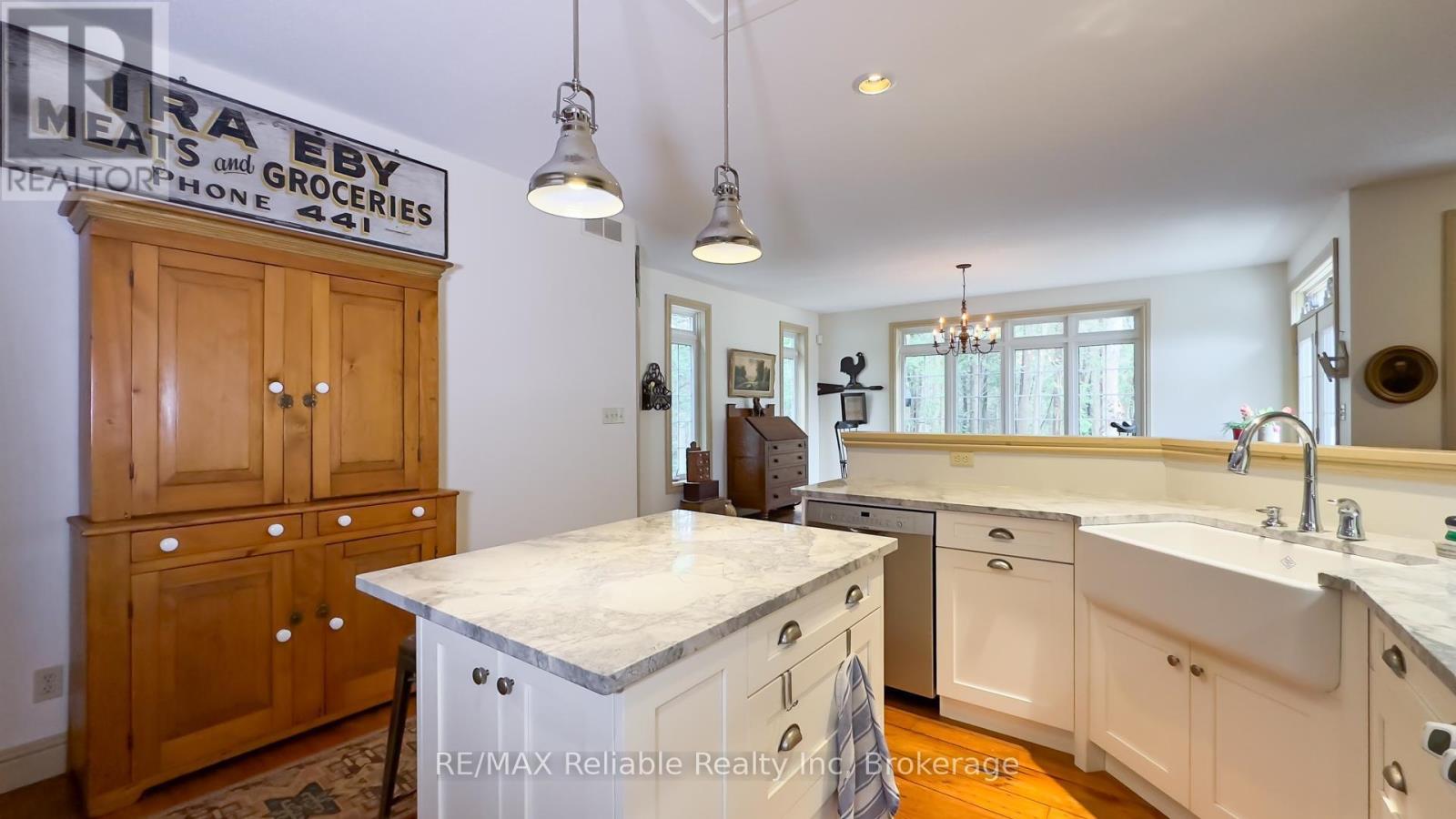 38 Cameron Street, Bluewater, Ontario  N0M 1G0 - Photo 11 - X12050216