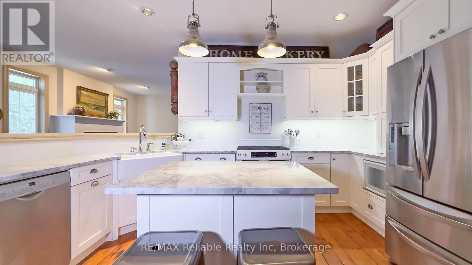 38 Cameron Street, Bluewater, Ontario  N0M 1G0 - Photo 13 - X12050216