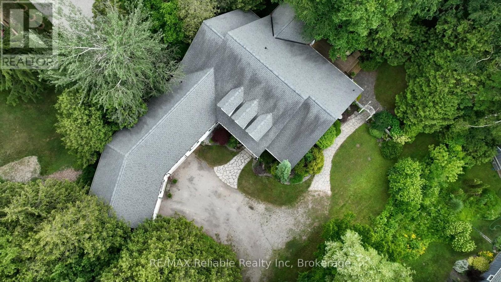 38 Cameron Street, Bluewater, Ontario  N0M 1G0 - Photo 2 - X12050216