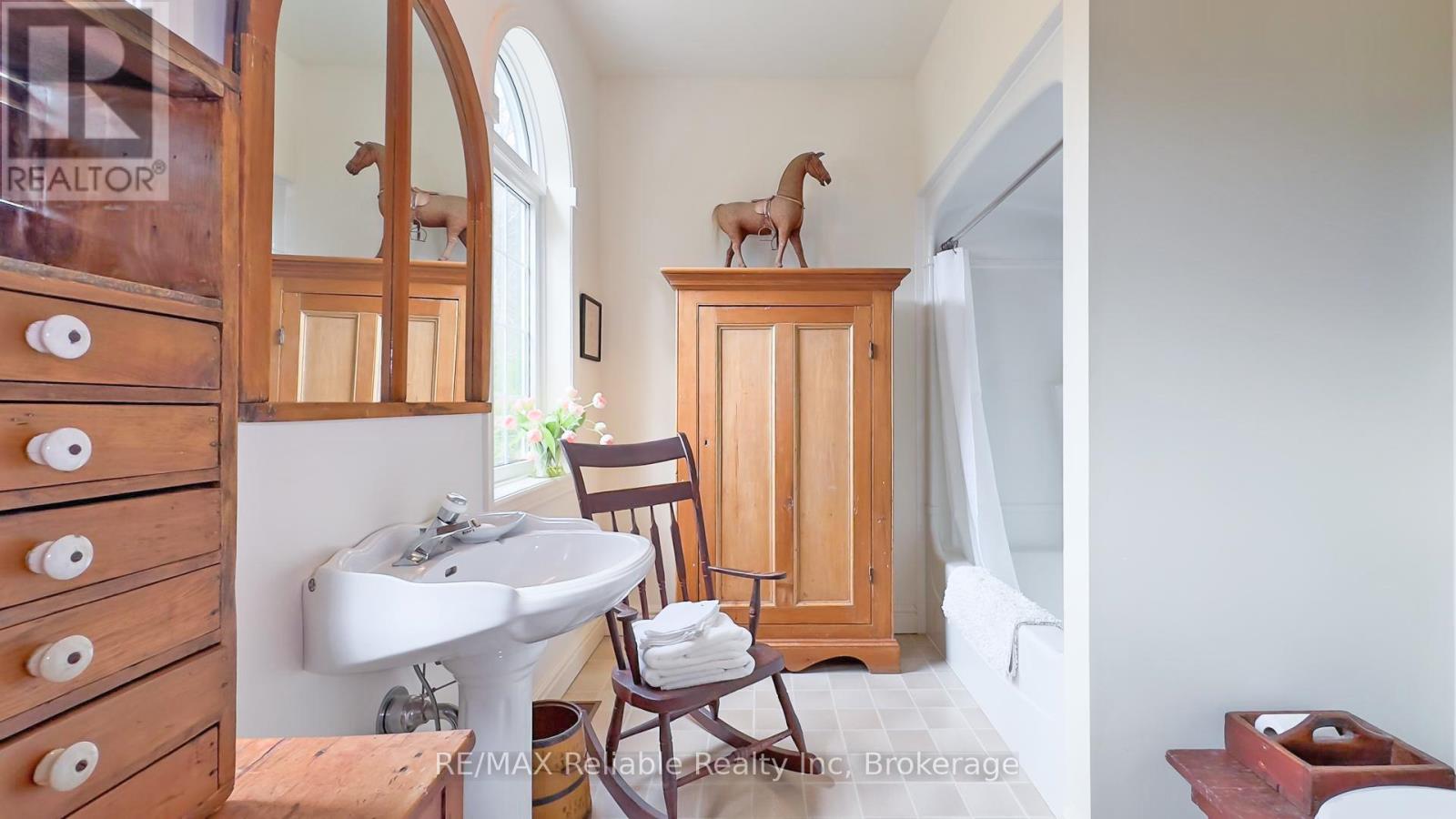 38 Cameron Street, Bluewater, Ontario  N0M 1G0 - Photo 27 - X12050216