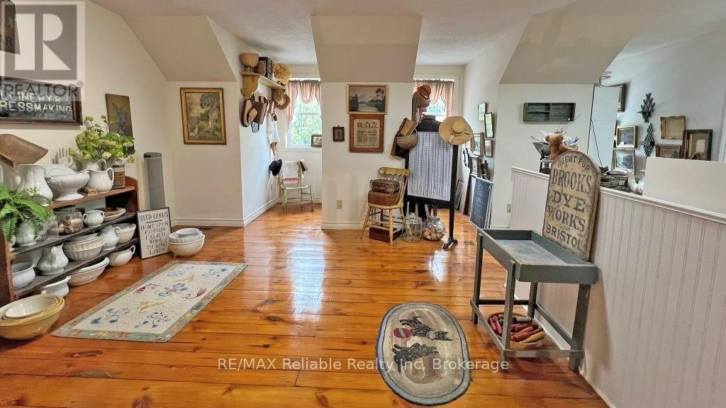 38 Cameron Street, Bluewater, Ontario  N0M 1G0 - Photo 33 - X12050216