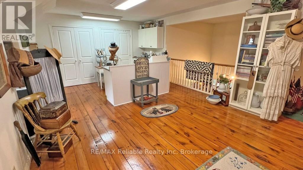 38 Cameron Street, Bluewater, Ontario  N0M 1G0 - Photo 34 - X12050216