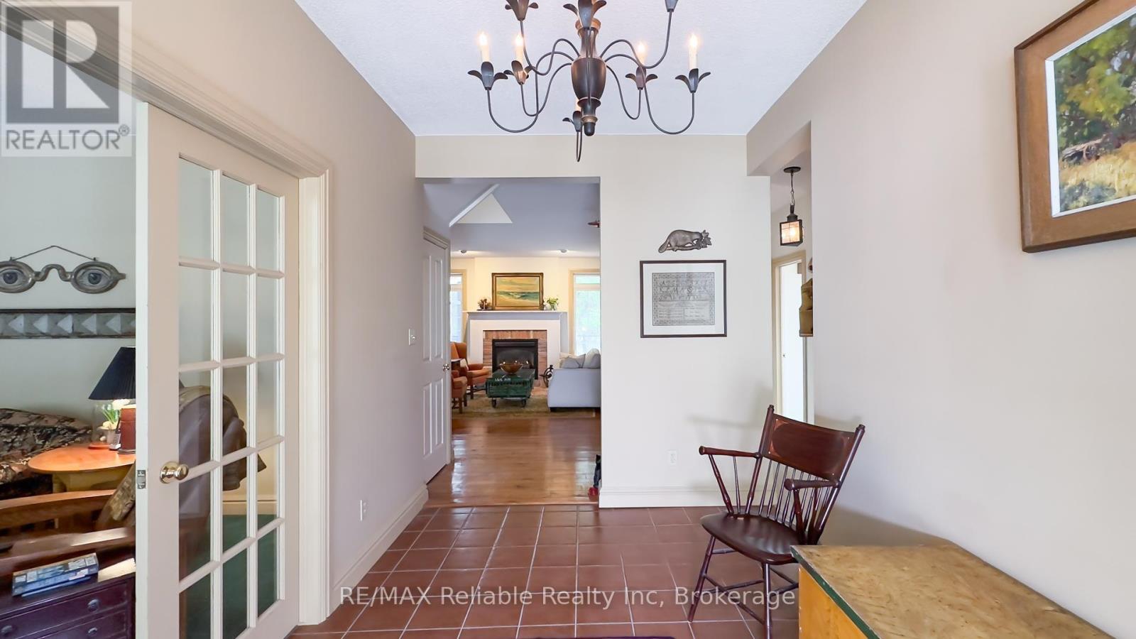 38 Cameron Street, Bluewater, Ontario  N0M 1G0 - Photo 5 - X12050216