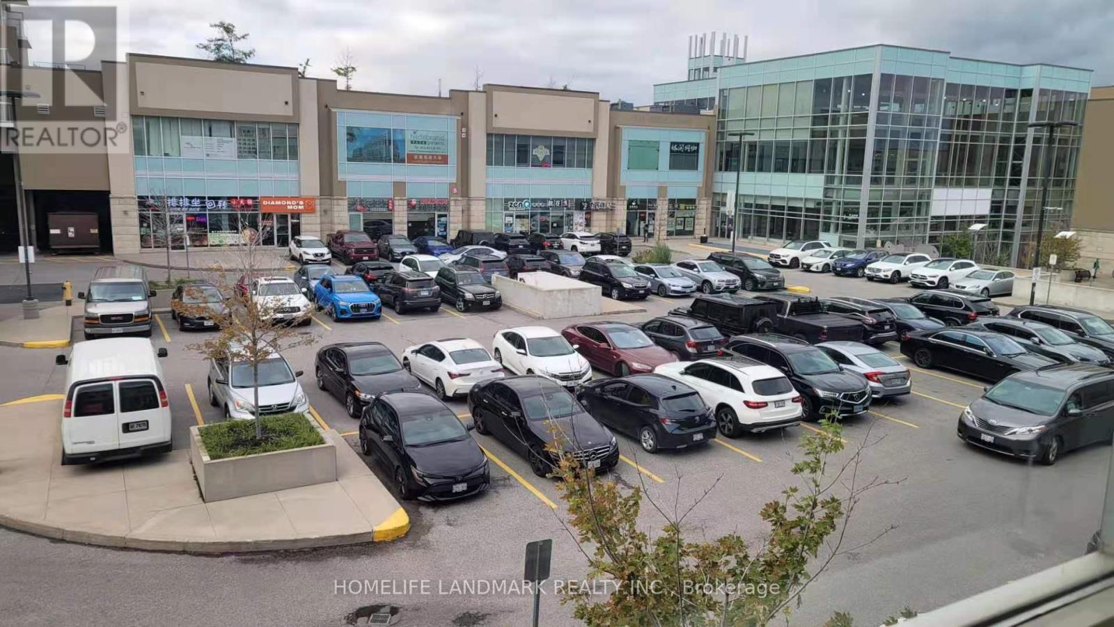Property at 1002 - 32 SOUTH UNIONVILLE AVENUE image 3
