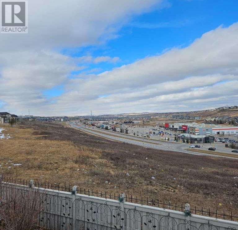 Property at 84 Kincora Terrace NW image 2