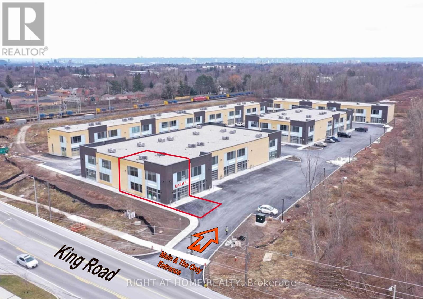 Unit#1 - 1162 King Road, Burlington, Ontario  L7T 0C5 - Photo 2 - W12050220