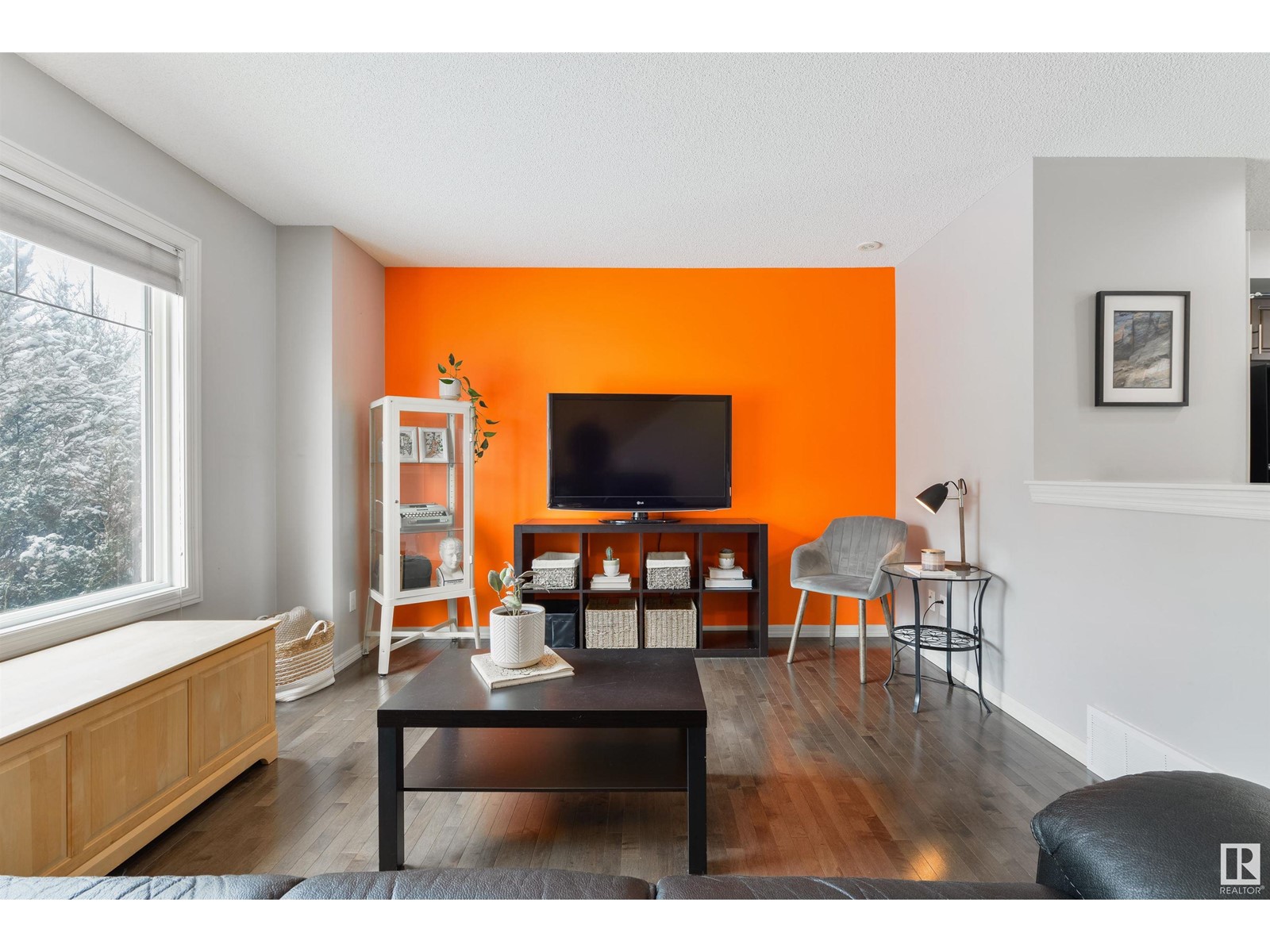 Property at #102 655 TAMARACK RD NW image 3