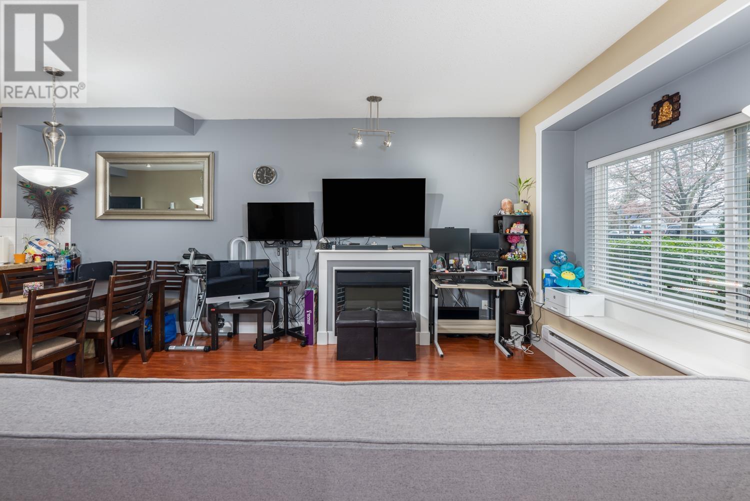 104 5211 Irmin Street, Burnaby, British Columbia  V5J 0C9 - Photo 12 - R2982340