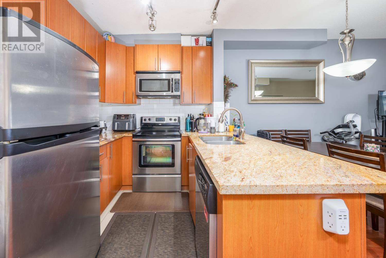 104 5211 Irmin Street, Burnaby, British Columbia  V5J 0C9 - Photo 13 - R2982340