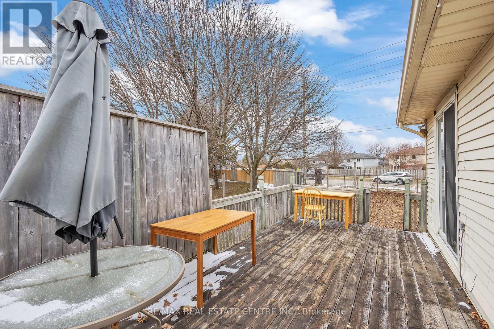 B - 501 Kingscourt Drive, Waterloo, Ontario  N2K 2X9 - Photo 44 - X12050232