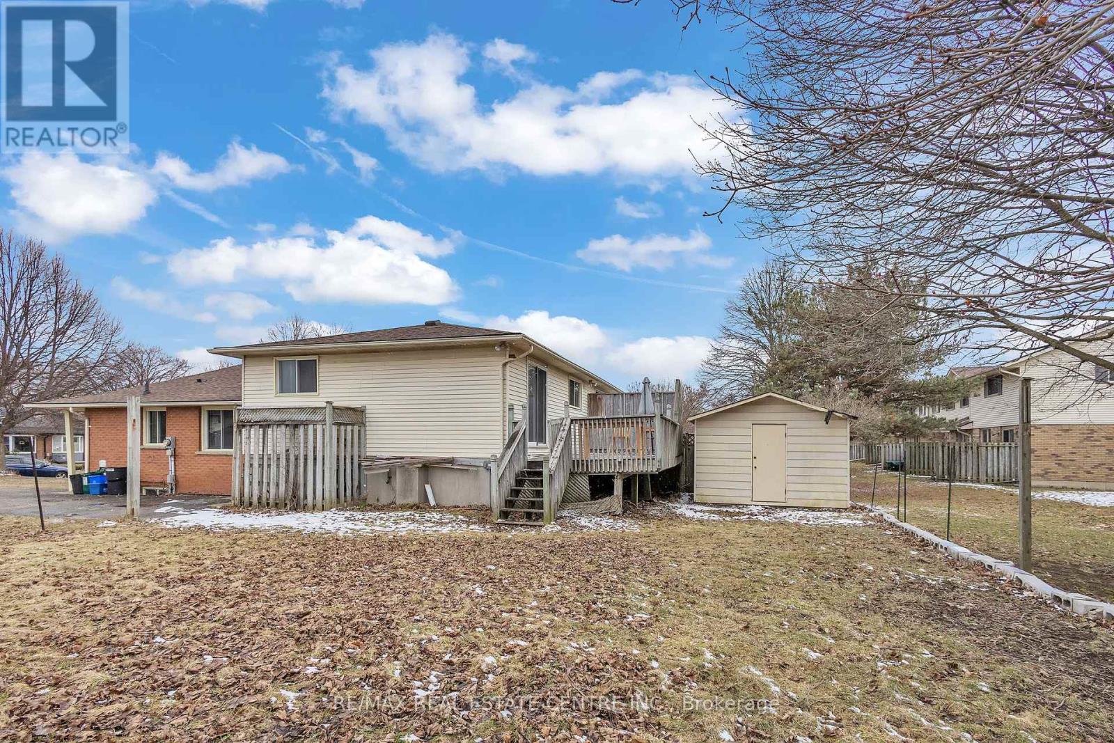 B - 501 Kingscourt Drive, Waterloo, Ontario  N2K 2X9 - Photo 47 - X12050232