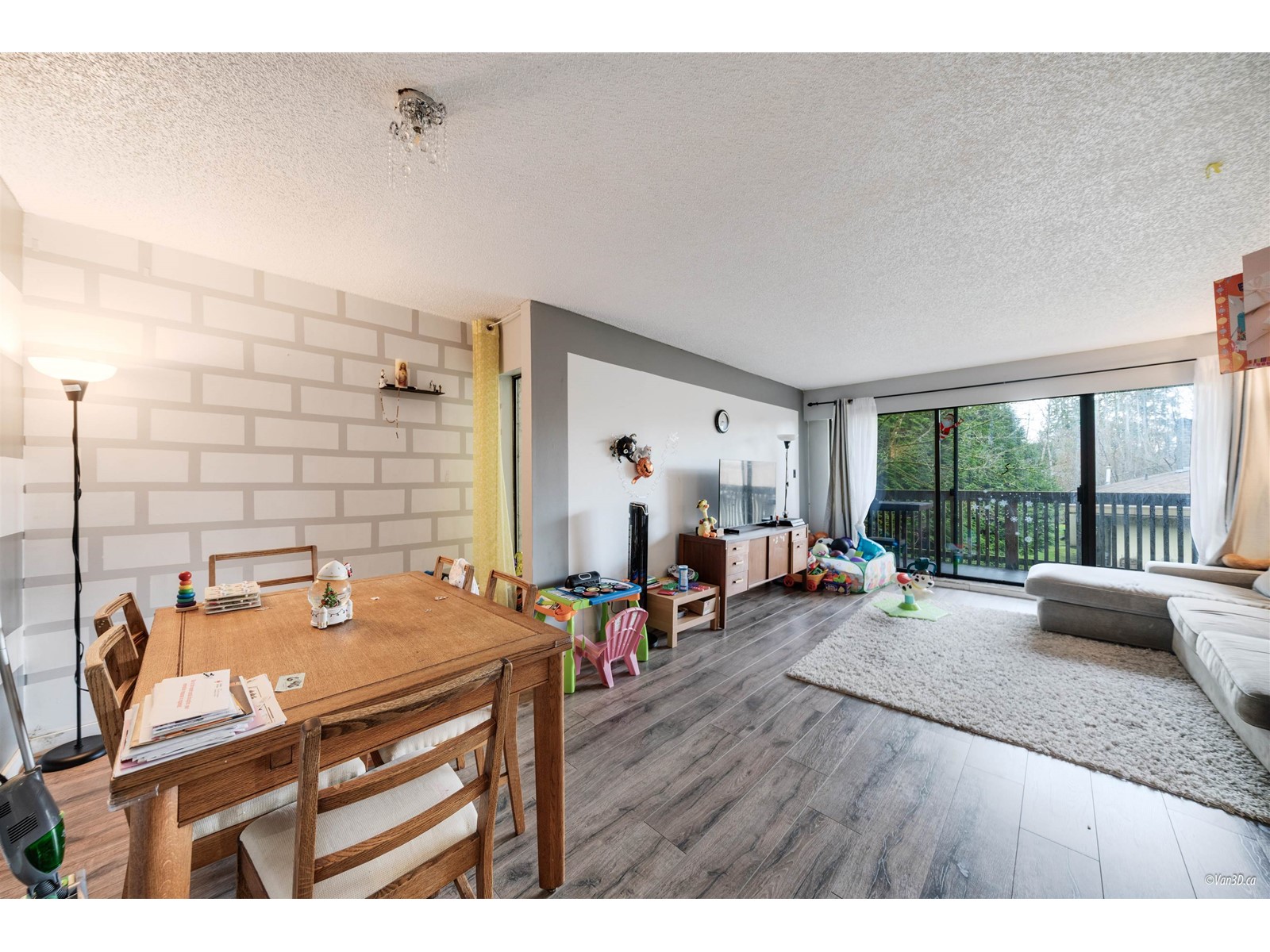 201 14925 100 Avenue, Surrey, British Columbia  V3R 1J6 - Photo 14 - R2982815