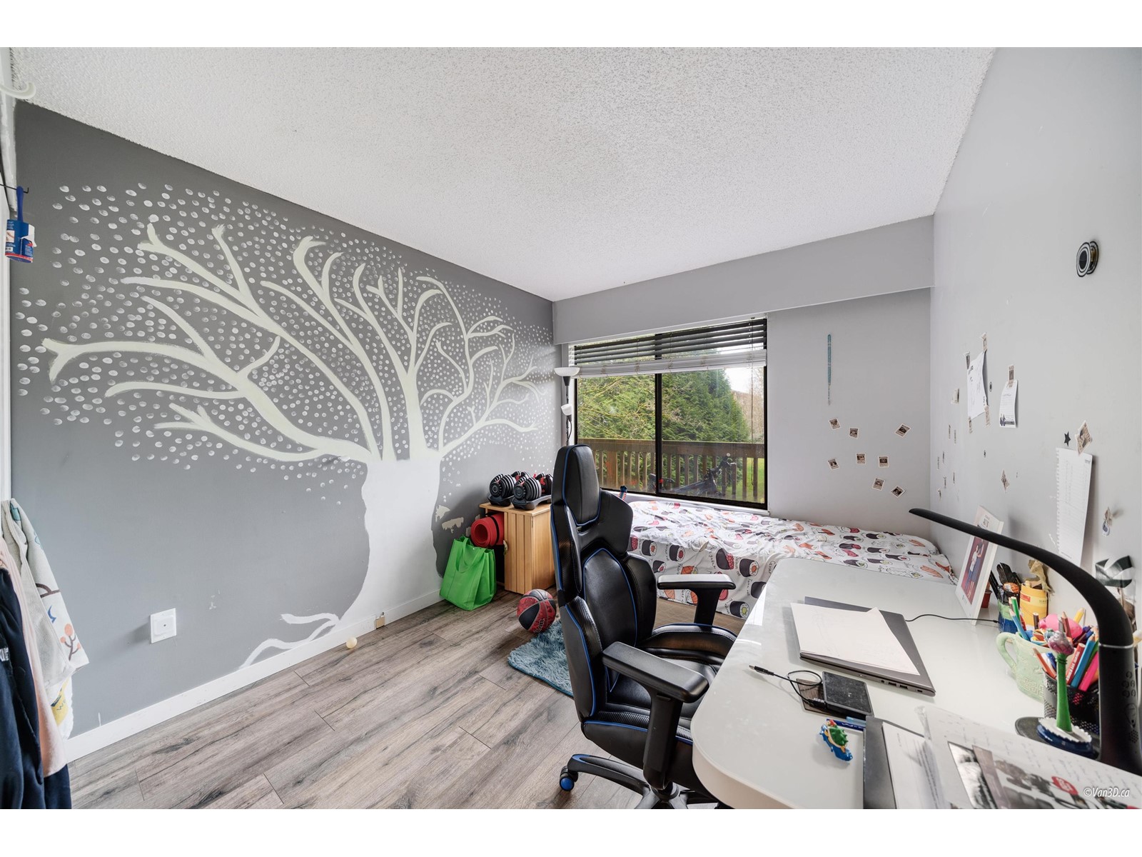 201 14925 100 Avenue, Surrey, British Columbia  V3R 1J6 - Photo 2 - R2982815