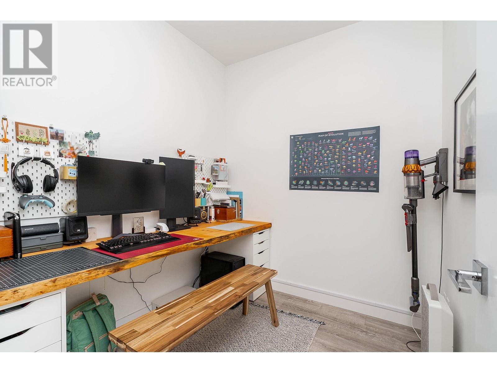 310 516 Foster Avenue, Coquitlam, British Columbia  V3J 0H8 - Photo 17 - R2976914