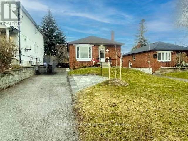 Property at 12 BAYARD AVENUE image 1