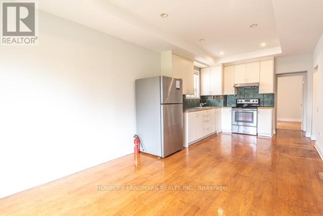Property at 12 BAYARD AVENUE image 3