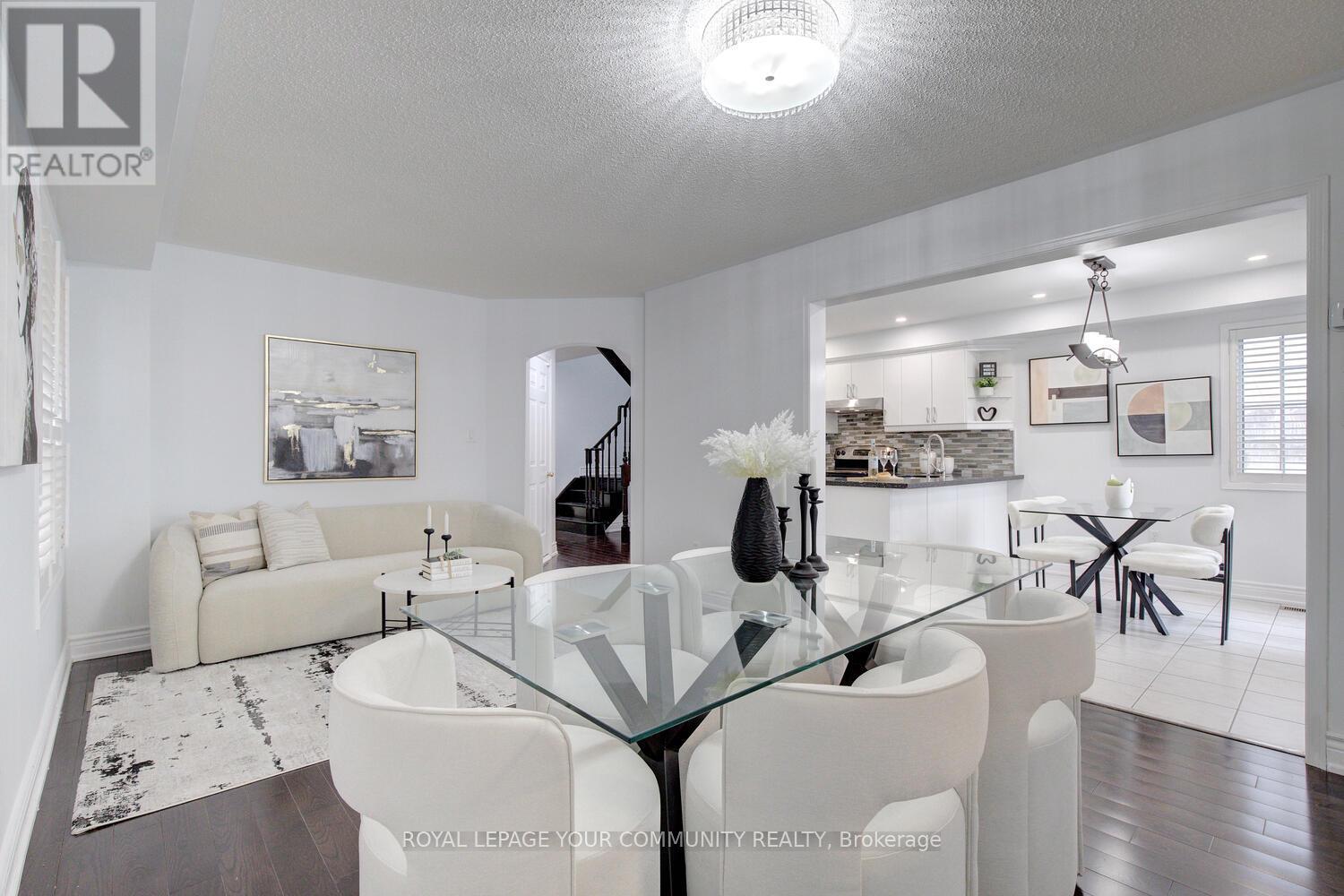 Property at 2 BESTVIEW CRESCENT image 4