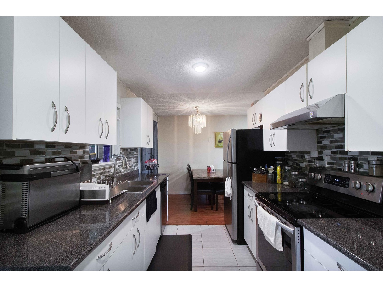 Property at 14154 72 AVENUE image 4