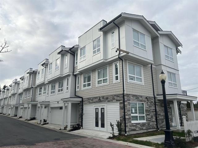 15 8181 135a Street, Surrey, British Columbia  V3W 3N8 - Photo 1 - R2979786