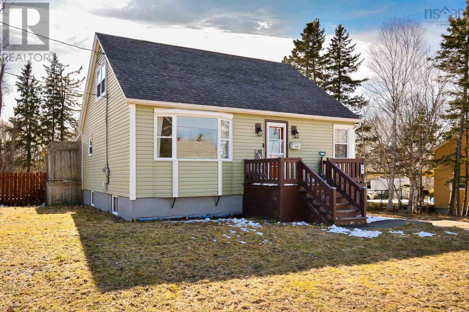 110 MacRae Avenue, sydney river, Nova Scotia